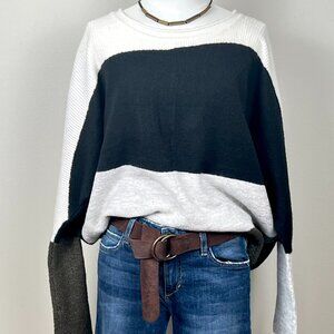 HALSTON Colorblock Dolman Sweater. Size: S